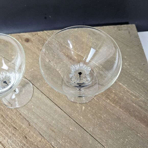 Belfor Exquisite Crystal Glasses, Belfor martini glass set of 2 - Picture 3 of 5